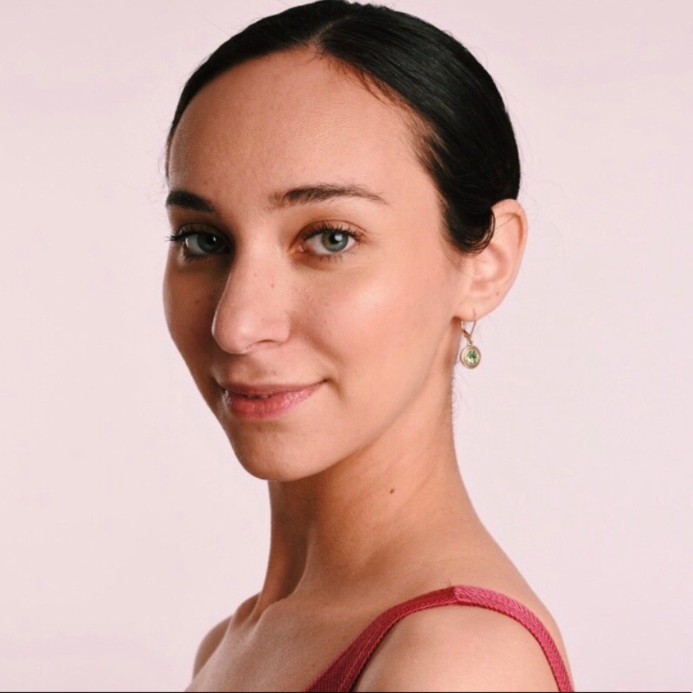 Meet your Posher, Naomi